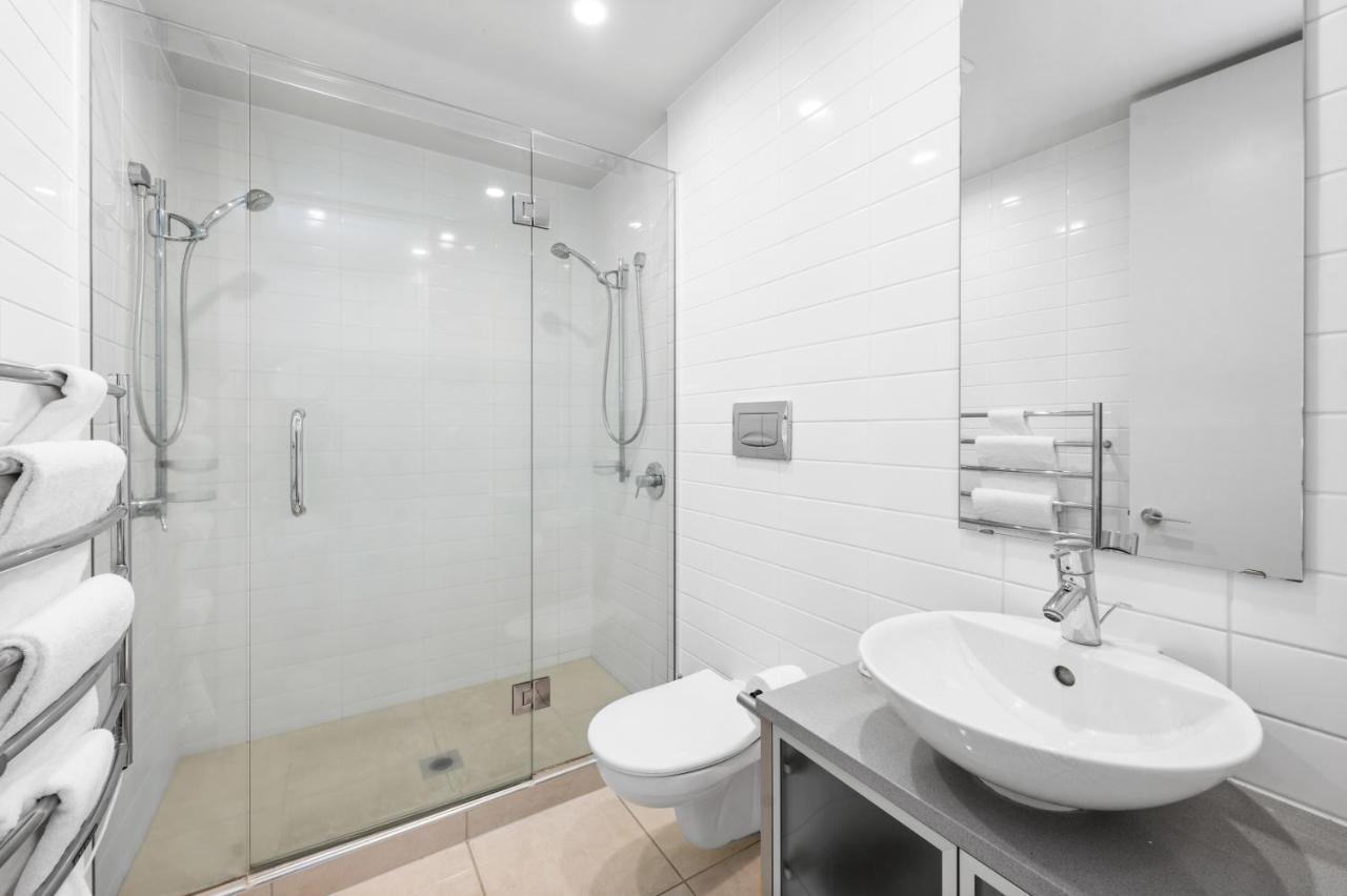 Lakeside Apartment Waimahana 1 タウポ エクステリア 写真