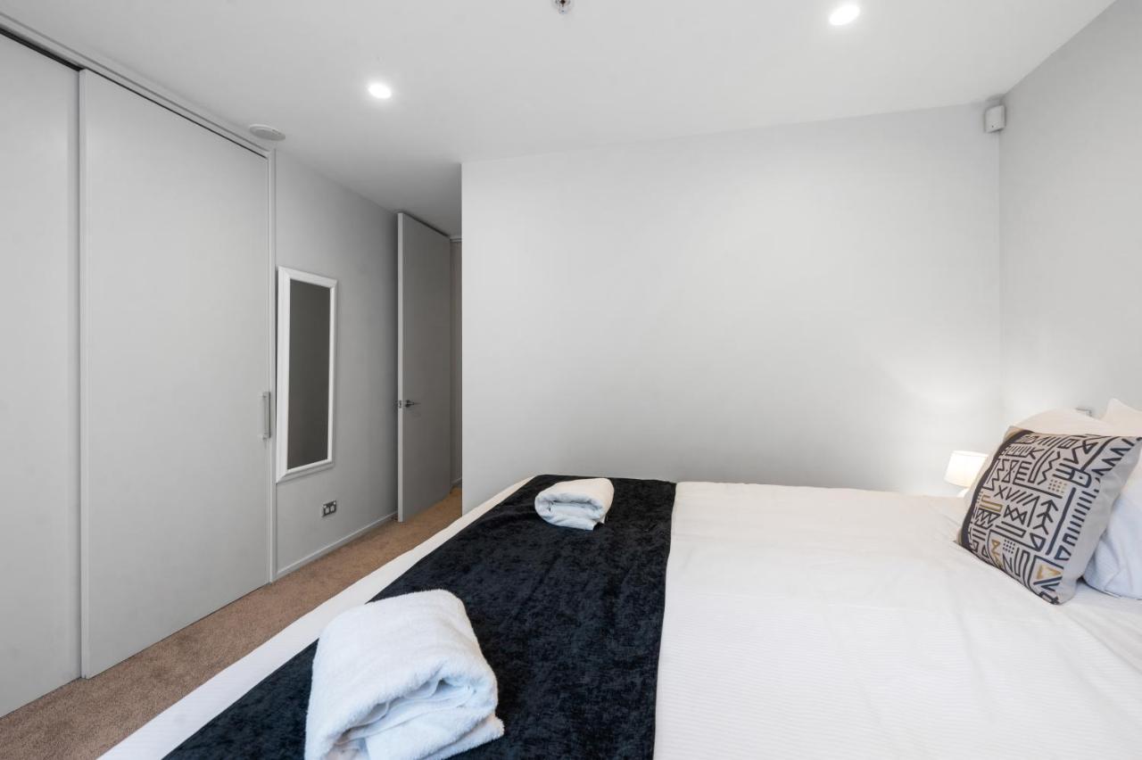 Lakeside Apartment Waimahana 1 タウポ エクステリア 写真