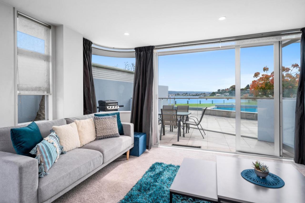 Lakeside Apartment Waimahana 1 タウポ エクステリア 写真